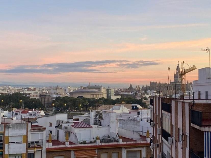 Lovely Triana Flat With Roof Terrace Sevilla Bagian luar foto