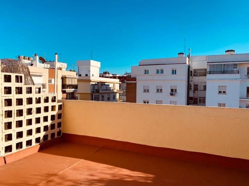 Lovely Triana Flat With Roof Terrace Sevilla Bagian luar foto